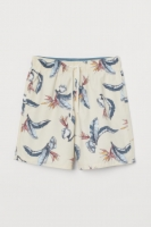 HM   Patterned swim shorts