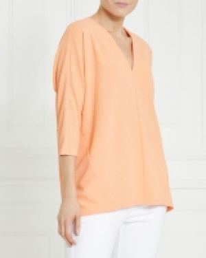 Gallery Texture Round Hem Top