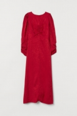  Jacquard-weave dress 17.99 €