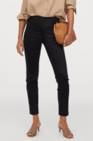 Cigarette trousers 8.00 €