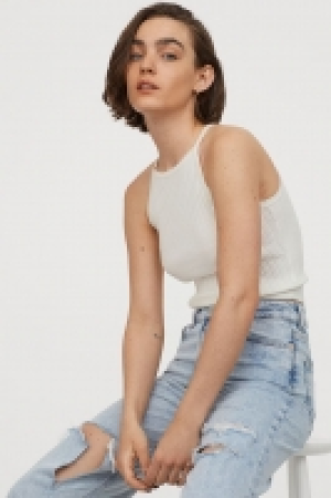 Ribbed strappy top 5.00 €
