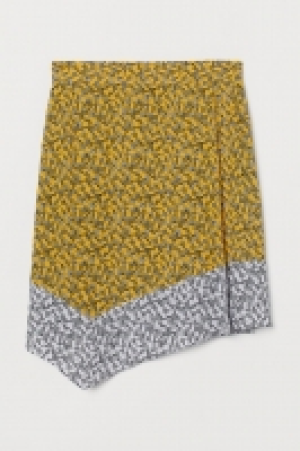 Wrapover viscose skirt 9.99 €