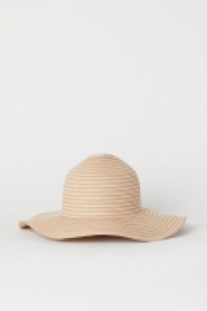 Straw hat 8.00 €