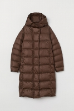 Lightweight hooded down coat 50.00 €