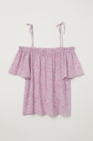 Off-the-shoulder blouse 8.99 €