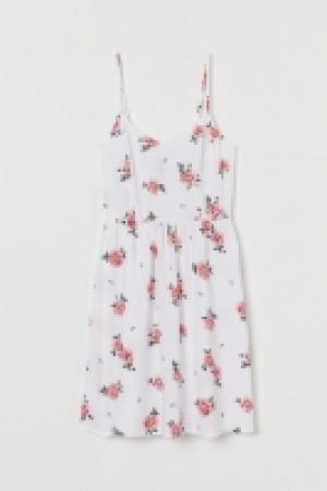 Short dress 8.00 €