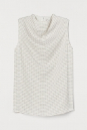 Sleeveless blouse 14.99 €