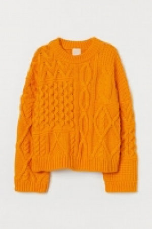 Cable-knit jumper 24.99 €