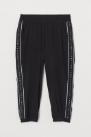 HM  3/4-length sports trousers