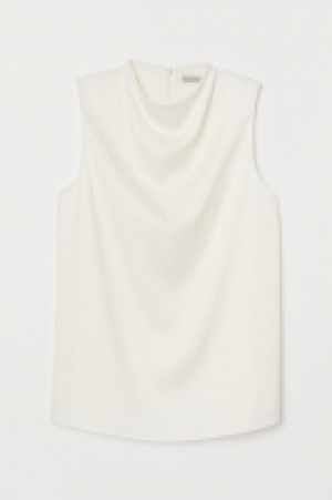 Sleeveless blouse 10.00 €