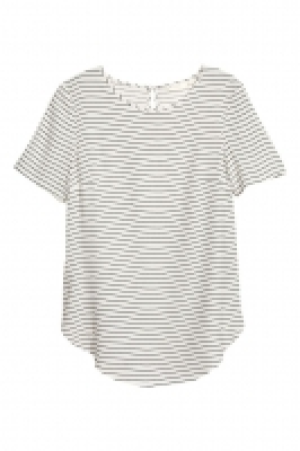 Short-sleeved blouse 6.99 €
