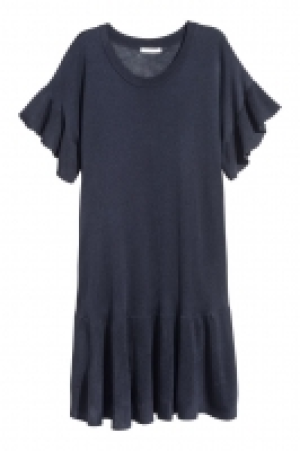 Fine-knit dress 9.99 €