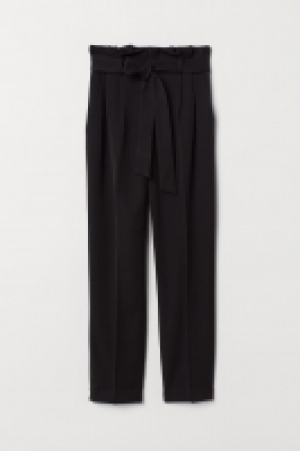 Paper bag trousers 10.00 €