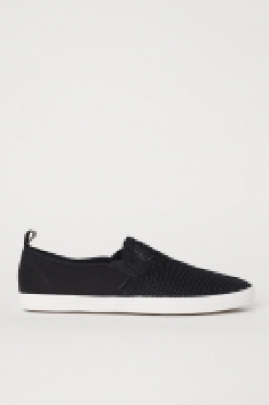 Slip-on trainers 12.00 €
