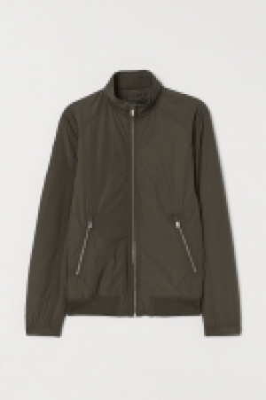 Jacket with a stand-up collar 25.00 €