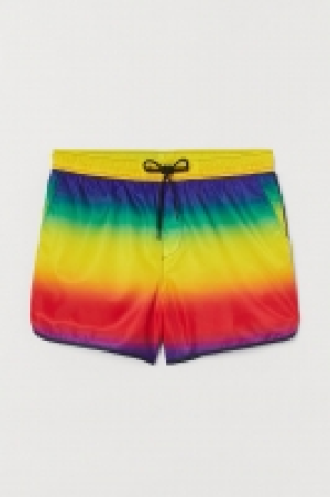 Patterned shorts 10.00 €
