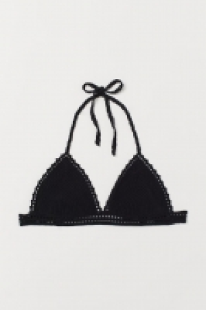 Knitted triangle bra 13.00 €