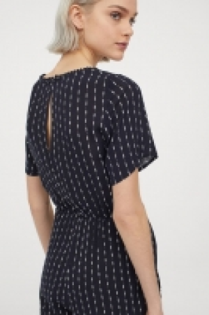 V-neck playsuit 10.00 €