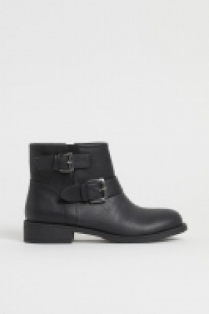 Biker boots 17.00 €