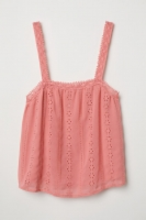 HM  Embroidered top with lace