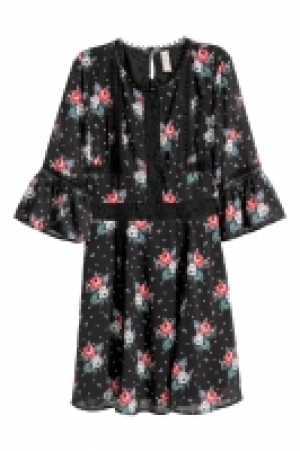 Crêpe dress 15.00 €