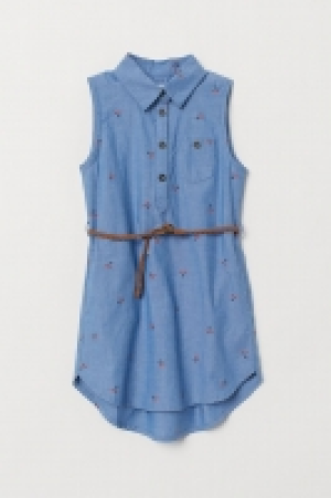 Sleeveless shirt dress 10.00 €