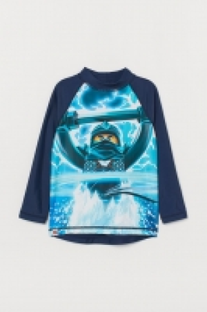 Swim top with UPF 50 10.00 €
