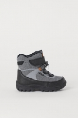 Waterproof boots 24.00 €