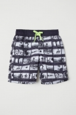 Patterned swim shorts 8.00 €