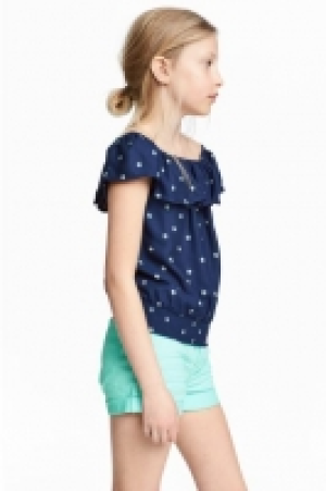 Flounced blouse 7.00 €