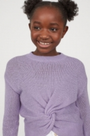 Knitted jumper 7.00 €