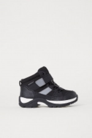 Waterproof boots 30.00 €