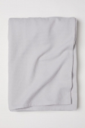 HM  Waffled bedspread