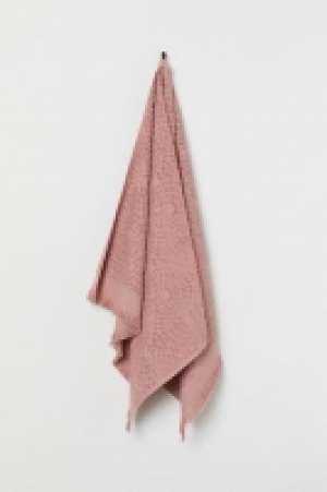 Jacquard-patterned bath towel 10.00 €