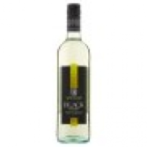 Tesco  Mcguigan Black Label Pinot Grigio75cl