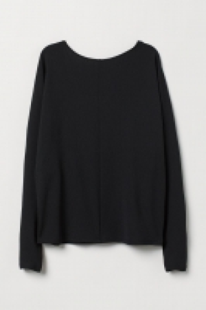 Top with a low-cut back 9.99 €