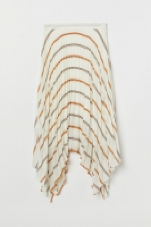 Pleated skirt 24.99 €