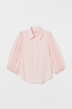 Balloon-sleeved blouse 17.99 €