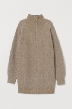 Ribbed jumper 30.00 €