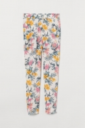 Pull-on trousers 8.00 €
