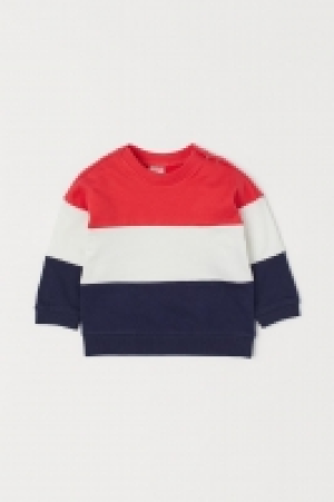 Cotton sweatshirt 5.00 €