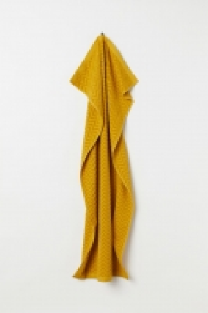 Jacquard-patterned bath towel 8.00 €