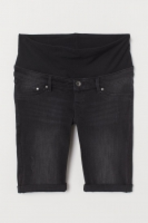 MAMA Denim shorts 12.99 €