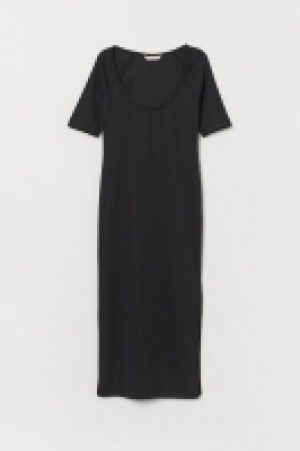 Ribbed dress 13.00 €