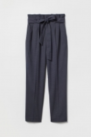 Paper bag trousers 13.00 €