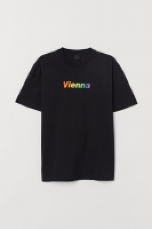 Cotton T-shirt 6.00 €