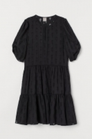 Puff-sleeved dress 45.00 €