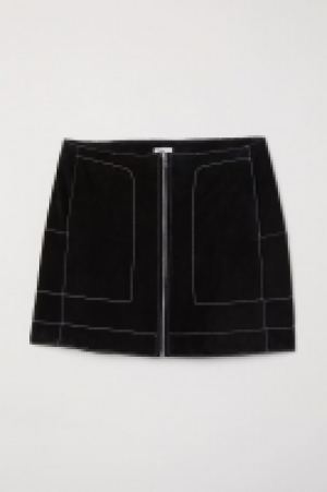 Short suede skirt 39.99 €