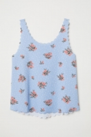 Scallop-edged vest top 3.00 €