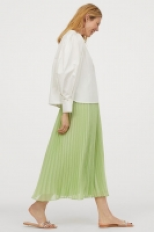 Pleated skirt 19.99 €